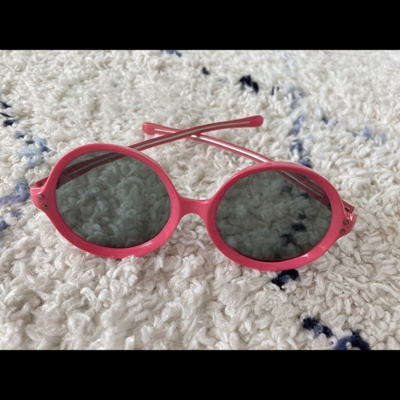 COPY - Vintage hot pink round sunglasses, made in France! - Picture 2 of 4